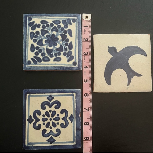 Mexican Hand Painted Terra-Cotta Talavera Vintage Tiles Set of 3 - Picture 7 of 10